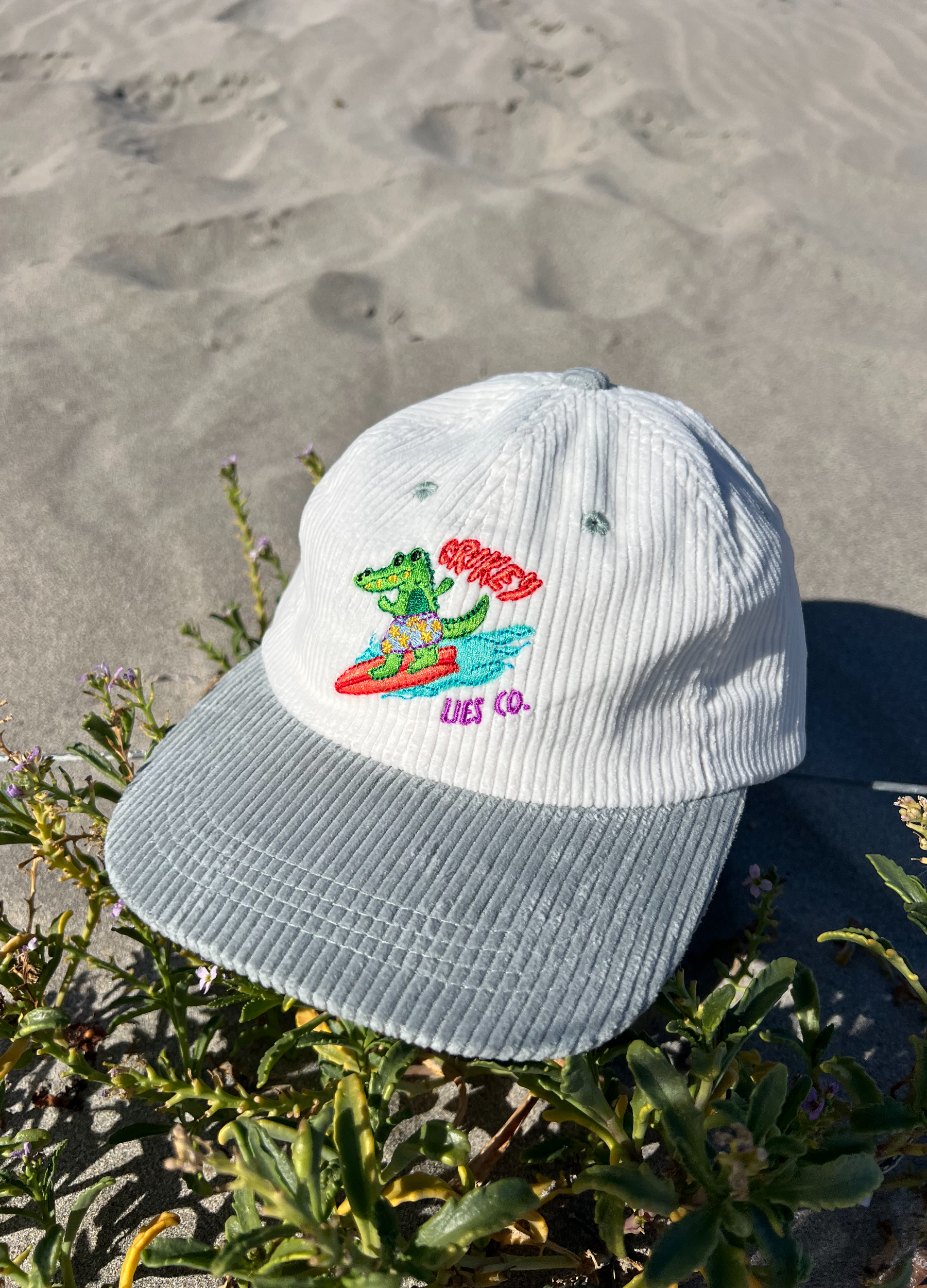 Surfing Gator Hat